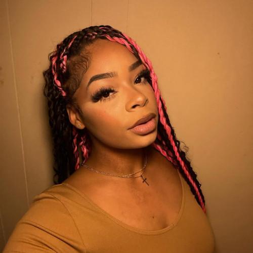 Saniya M.