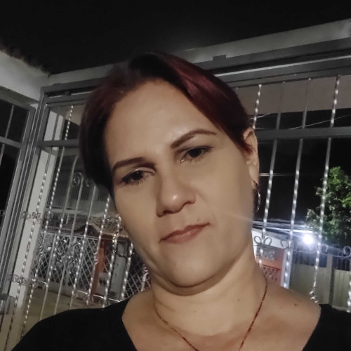 Nadia j. profile photo