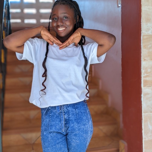 Theresah  F. profile photo