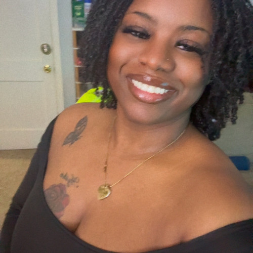 Lenay T. profile photo