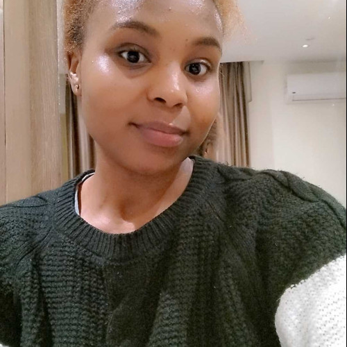 dee k. profile photo