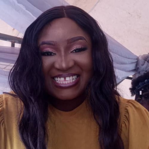 Esther O. profile photo