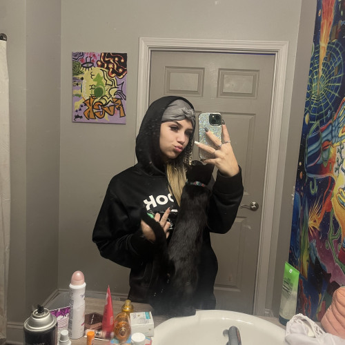 Gabby B. profile photo
