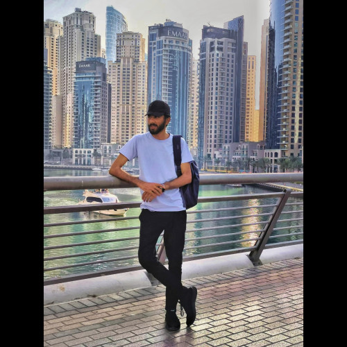 Yawar H. profile photo