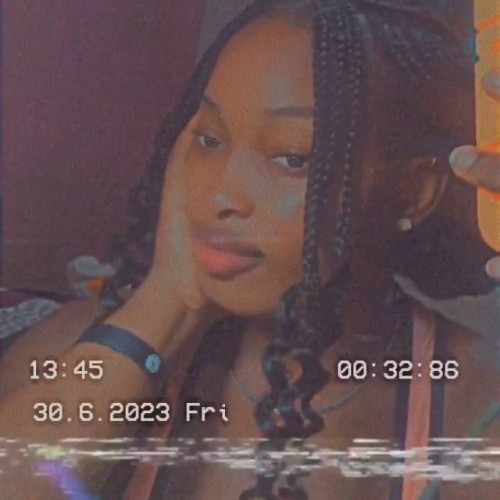 Laurayyyy J. profile photo