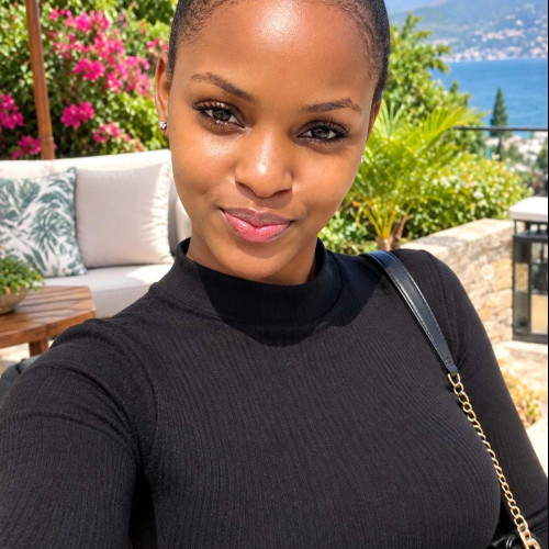 lilian m. profile photo