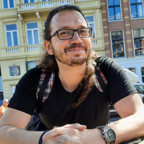 Konstantin J.