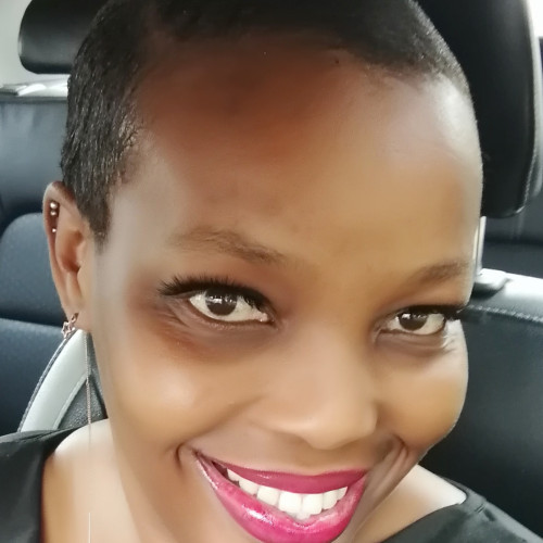 EVE  M. profile photo