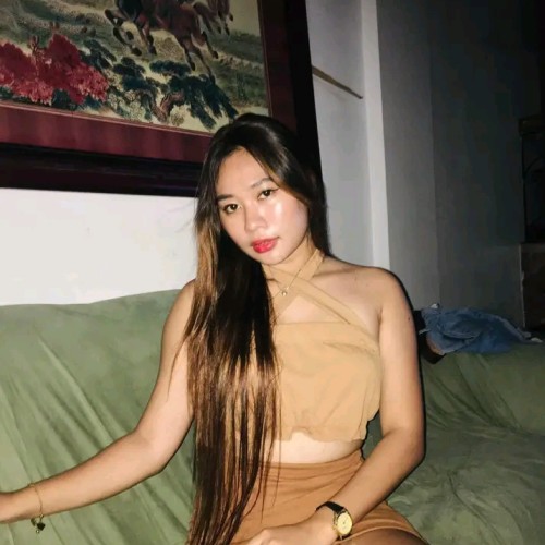 Cloe R.
