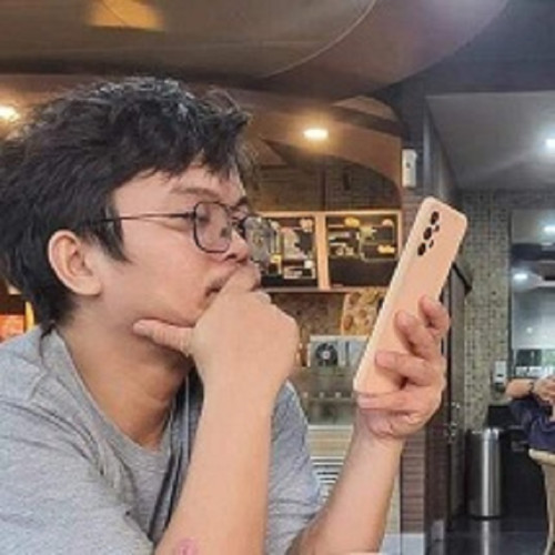 Demi R. profile photo