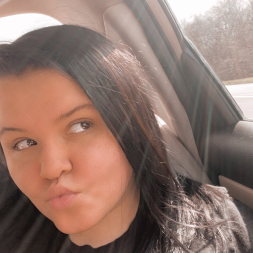 Taylor Y. profile photo