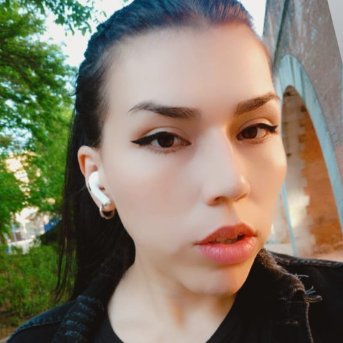 Cristina H.