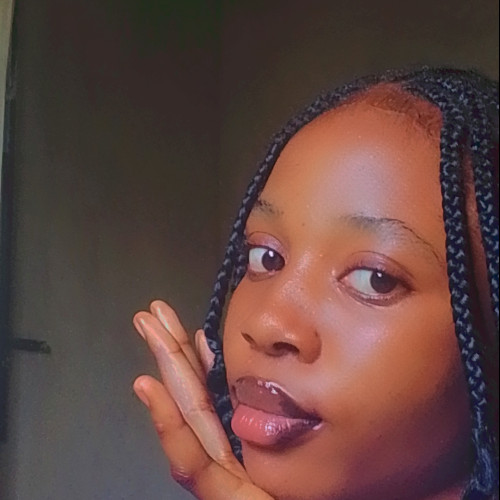 Mia G.