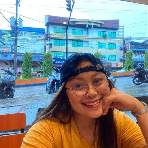 Mariane C. profile photo