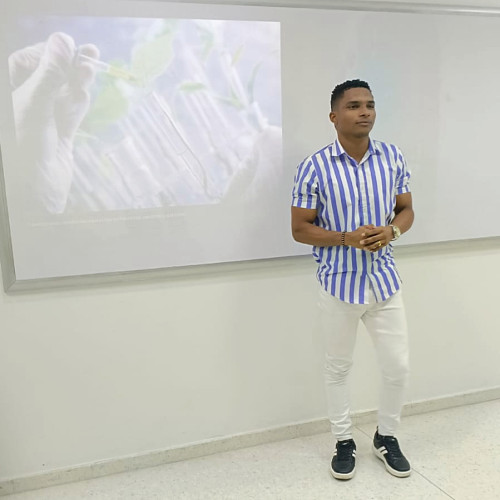 Esteban  C. profile photo