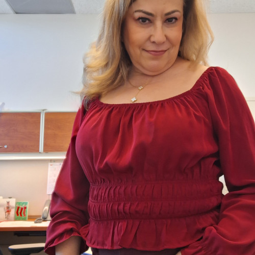 Isela R. profile photo