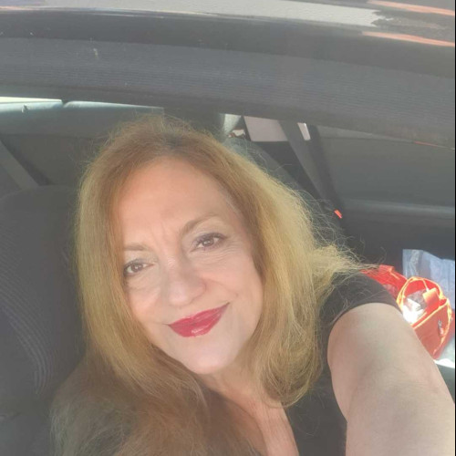 Ester G. profile photo