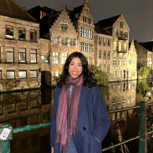 Meryem D. profile photo