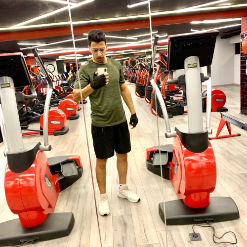 Hicham  H. profile photo