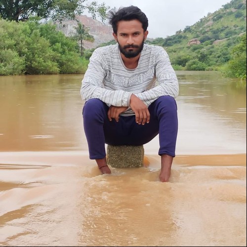 Abhi R.