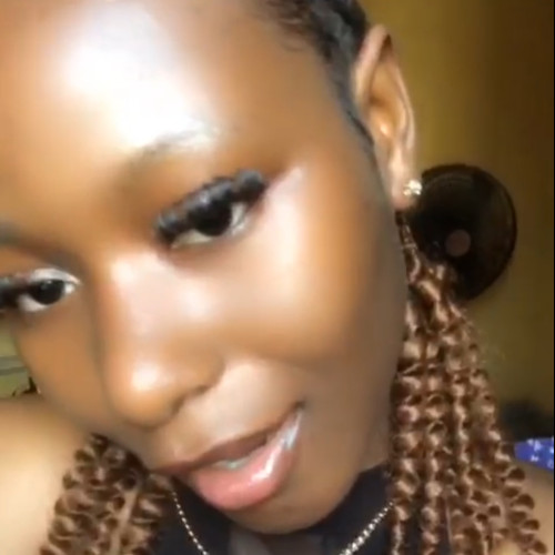 Pretty  B. profile photo