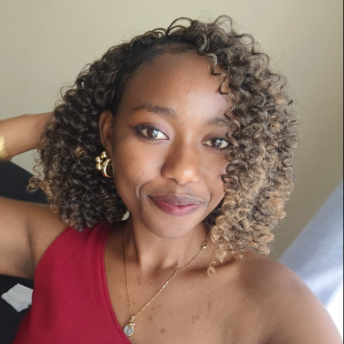 Asna  R. profile photo
