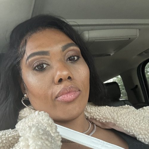 Tanisha  R.