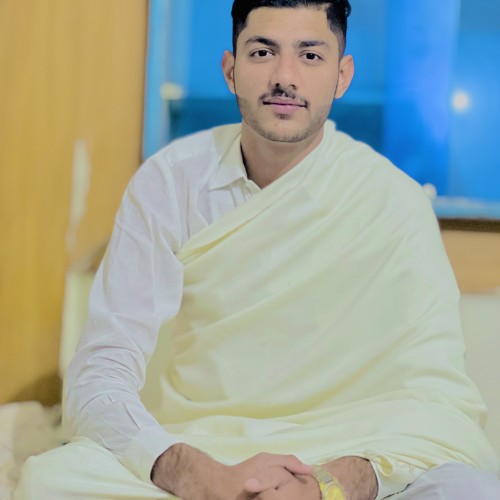 Mian H.
