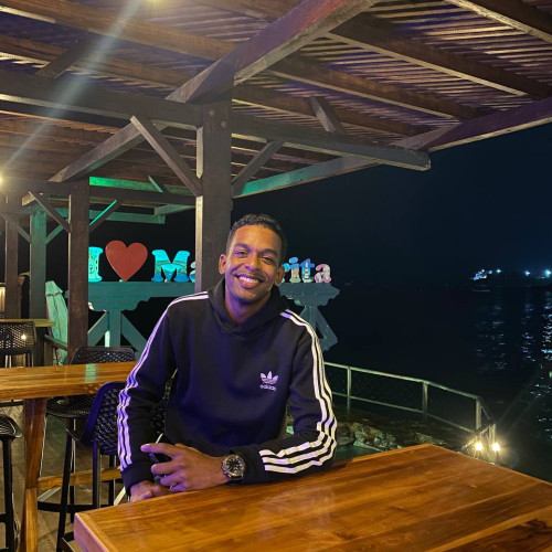 moises a. profile photo