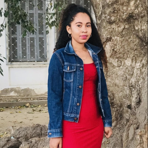 Maya R. profile photo