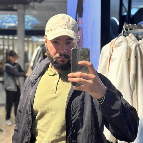 Mouatez B.