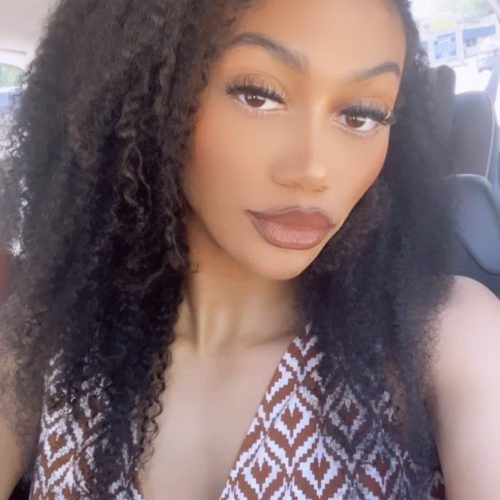 Nyza M.