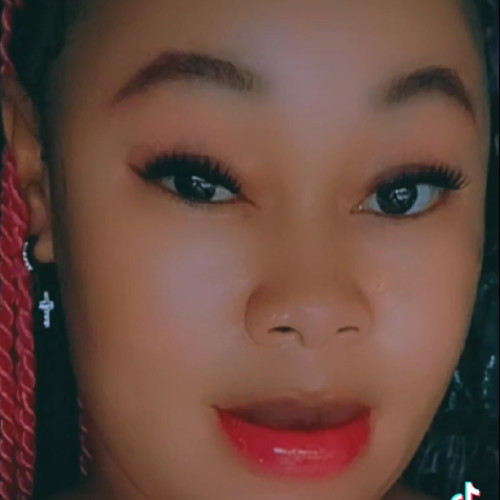 Muna V.