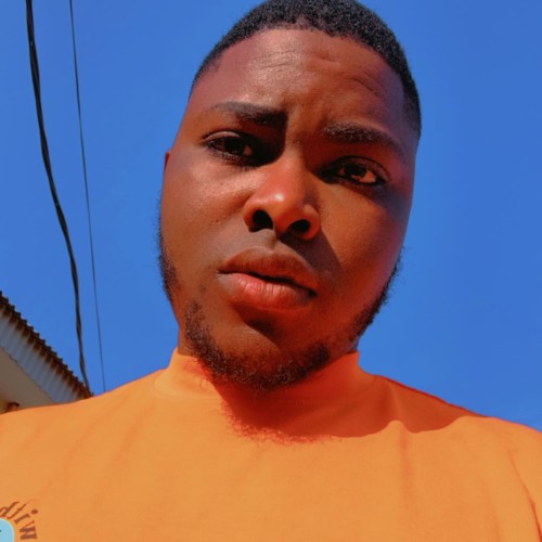 Dammy  L.