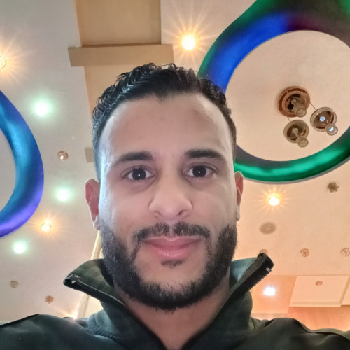 Omar E. profile photo
