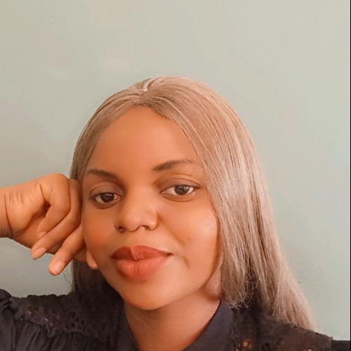 Dee z.