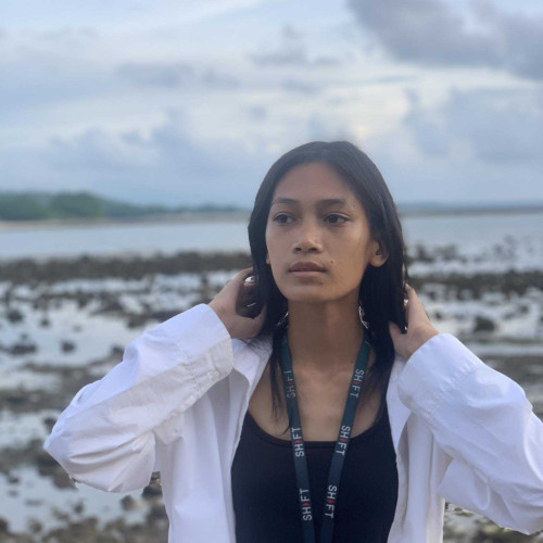 angeline l. profile photo