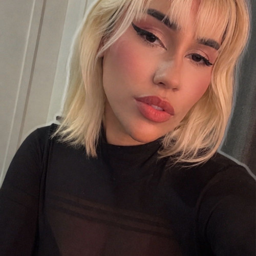Aline B. profile photo