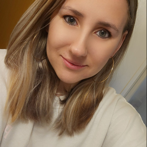 Hannah R.
