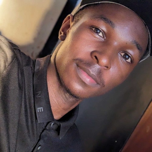 SSUUNA E. profile photo