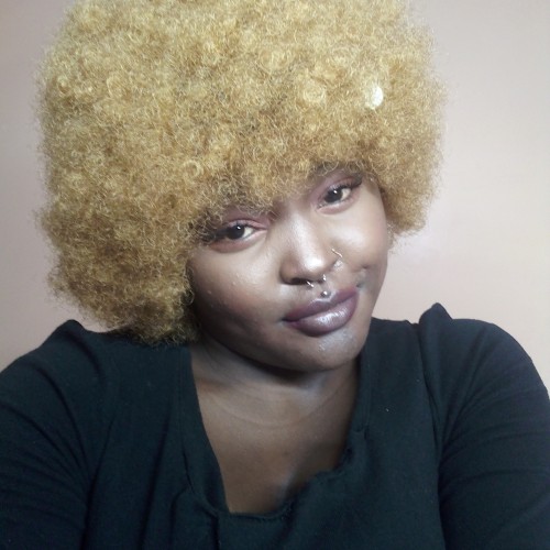 queen r. profile photo