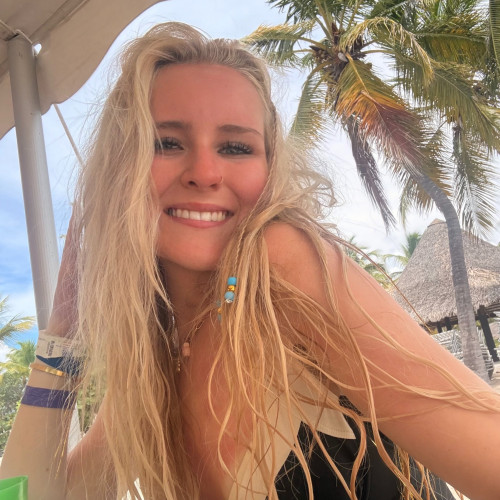 Libbi C. profile photo