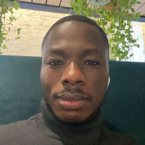 Pelumi f. profile photo