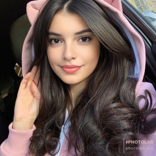 Lora N. profile photo