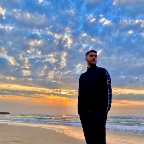 Salim R.