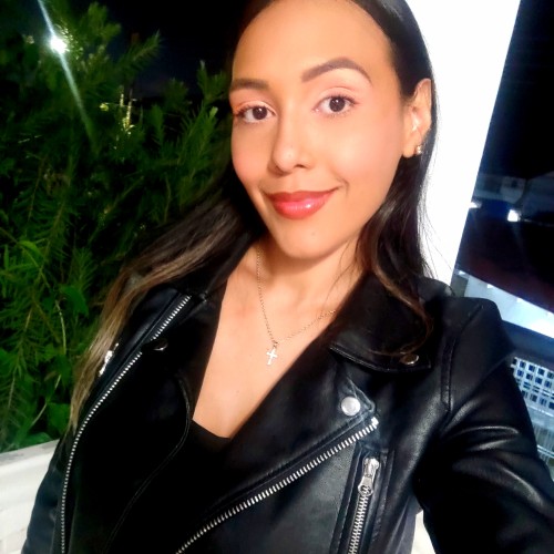 Esthefania  B. profile photo