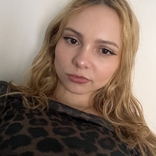 Paula R.
