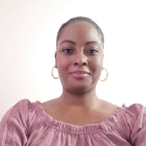 Ayomi  M. profile photo
