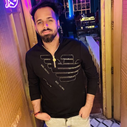 Yash L. profile photo