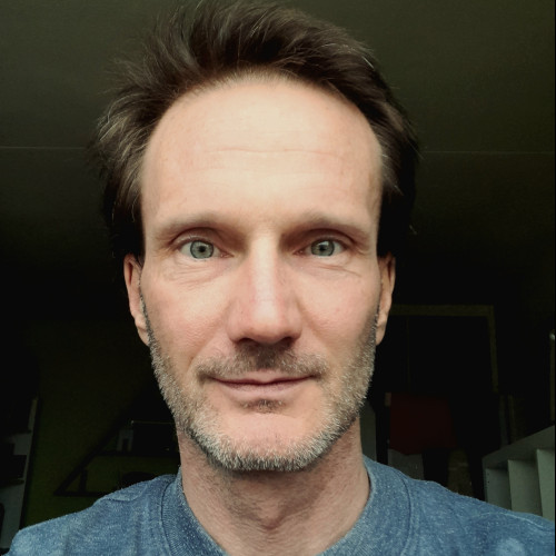 Laszlo H.
